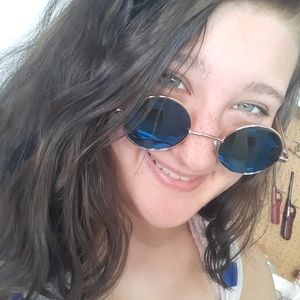 Meet your Posher, Katrina